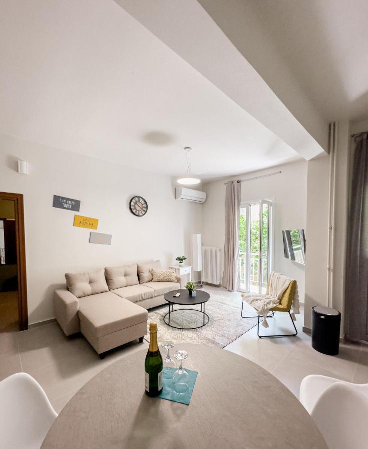 Metro Chic Haven: Modernized Urban Studio Near The Tram Athen Exterior foto