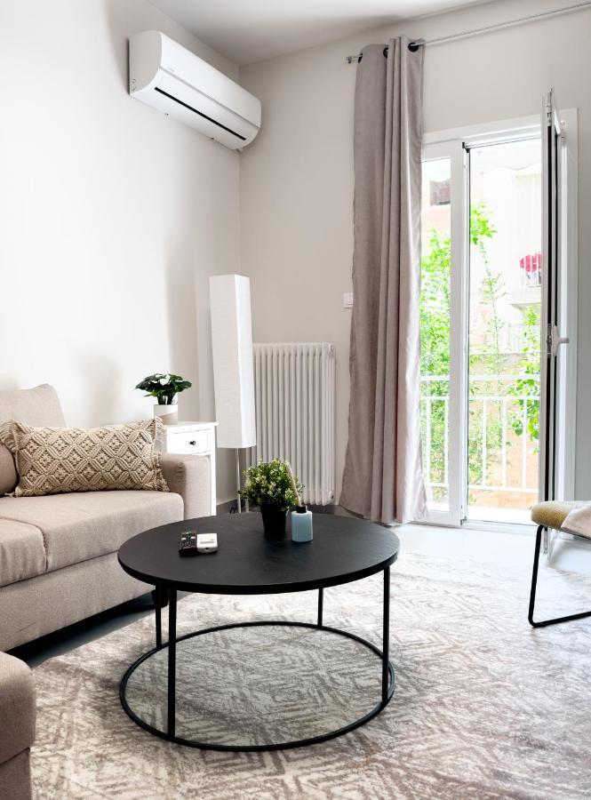 Metro Chic Haven: Modernized Urban Studio Near The Tram Athen Exterior foto