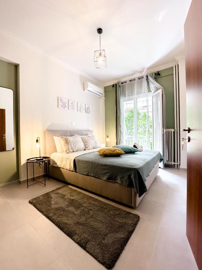 Metro Chic Haven: Modernized Urban Studio Near The Tram Athen Exterior foto